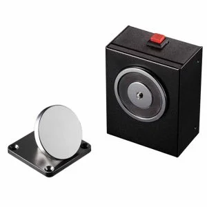FELIX F-D604 wall mounted door holder in Oman for access control, fire doors, door security, and commercial door systems.